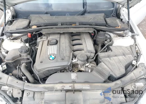 2011 BMW 328I xDrive z USA, uszkodzony, nr VIN WBAPK5C5XBF126747